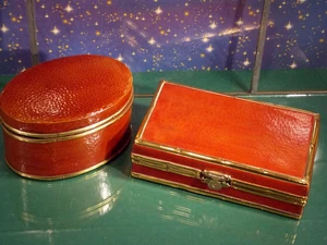 2 antichi coperchi barattoli laccati cinesi ovali+angolari montatura ottone vintage - Foto 1 di 4