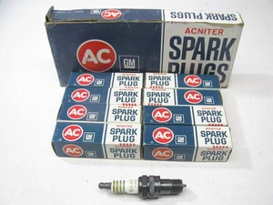 (8) NEW - OEM R44NS AC Acniter Ignition Spark Plug Green Ring - 5613339 - Picture 1 of 3