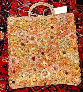💜Sophie Digard Flowers Raffia Velvet Bag Handmade Tote Beige Crochet Paris NWT - Picture 1 of 13