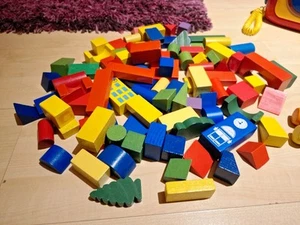 Bunte Holzbausteine Mit Fahrzeugen plus Fädelbausteine - Bild 1 von 5
