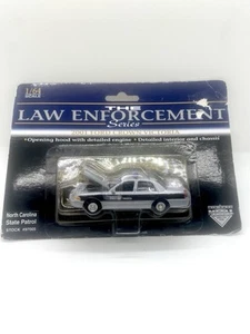 1:64 diecast SpecCast 2001 Ford Crown Victoria North Carolina State Patrol - Picture 1 of 6