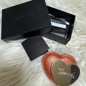 Gucci Heart-shaped Compact Mini Mirror Color Orange With Box Used - Picture 1 of 5