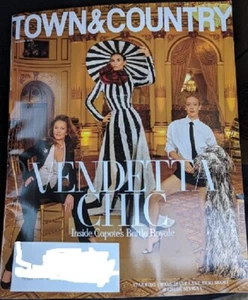 Town & Country Magazine October 2023 Vendetta Chic Inside Capote Battle Royale - Imagen 1 de 1