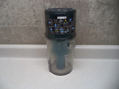 Conjunto de recipiente de vacío vertical Kenmore 116.31040900 / cubo de suciedad Foto 1 de 4