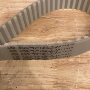 T10-1010-32 32mm Wide 10mm Pitch Synchroflex Timing Belt Polyurethane - Picture 1 of 3