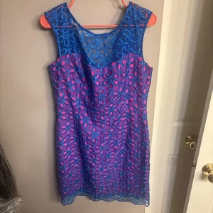 Lilly Pulitzer Selna Cocktail Dress Size 12 Royal Blue Pink Daisy Eyelet Floral - Picture 1 of 9