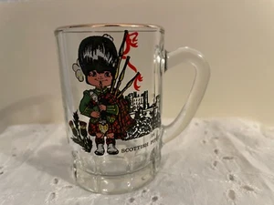SCHOTTISCHER PIPER Souvenir Shot Glas Becher steinförmig SEHR GUT - Bild 1 von 4