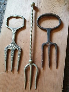 Three Bread Forks. Victorian. - Picture 1 of 2