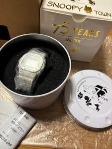 G-SHOCK SNOOPY COLLABORAZIONE ESCLUSIVA BABY-G 75° ANNIVERSARIO ARACHIDI CASIO - Foto 1 di 3