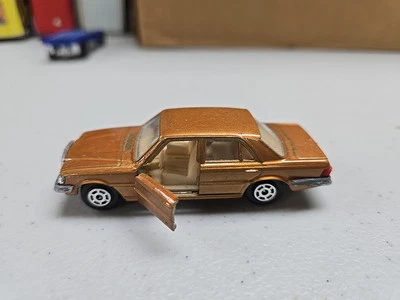 CAMPEÑOS DE CARRETERA-YATMING-MERCEDES-BENZ- 450 SEL 4 PUERTAS-#1061-PUERTAS ABIERTAS Foto 1 de 4