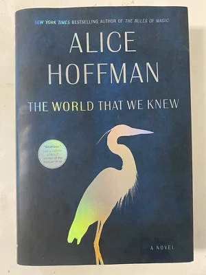 The World That We Knew: A Novel by Hoffman, Alice in Used - Like New Foto 1 de 2