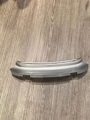 sym jet euro x 50 colla copertura rivestimento posteriore in alto centro argento - Immagine 1 di 4