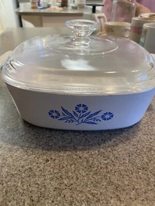 2 qt Quart casserole dish Rare A-2-B Corning Ware Blue Cornflower Vintage - Picture 1 of 4