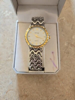 reloj nexus Foto 1 de 2