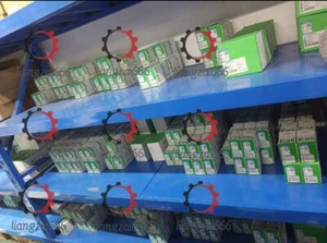 LC1R0910B5N brand new Schneider AC contactor with box free shipping LC1-R0910B5N - Picture 1 of 4