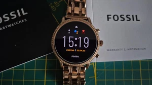 Fossil Smartwatch Uhr Damen Modell DW10F1 - Bild 1 von 4