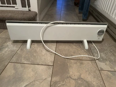 Glen 2150tie7 500w Electric Portable Or Wall Mounted Skirting Heater White - Image 1 of 4