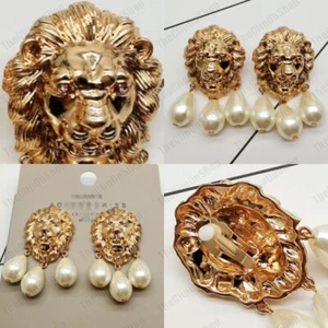 GRANDI ORECCHINI 2,5" CLIP ON LEONE retrò grossi leoni ORO PLTD battente porta vintage - Foto 1 di 3