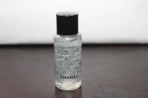 đŸ’ CHANEL Hydra Beauty Micro Liquid Essence Mini .34oz Dlx Travel Size$ 2.00 SHIP - Picture 1 of 2