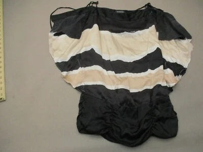 Top fluido Bebe talla XS de seda pura manga corta con volantes cintura ceñida 177 Foto 1 de 4