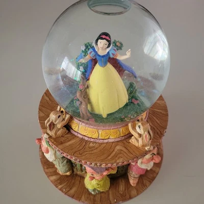 Disney Store Años 90 Blancanieves y los siete enanitos Globo de nieve grande y caja de música Foto 1 de 4