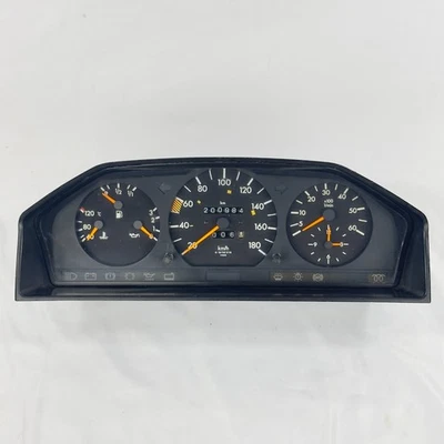 Cuadro de instrumentos velocímetro Mercedes W124 200D 200TD 180 kmh diésel A1245420766 Foto 1 de 4