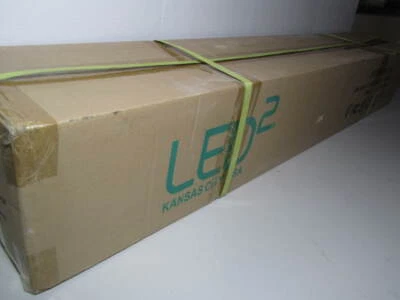 LED2 Lighting 4ft T8 LED Tube Light Clear 15W (32W) 1725lm 4000K, 25 Pack - Image 1 of 4