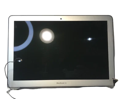 LOT OF 3 ASSORTED Apple Macbook Air A1466 13.3"/ 1440x900 LED Screen Assembly - Image 1 of 4