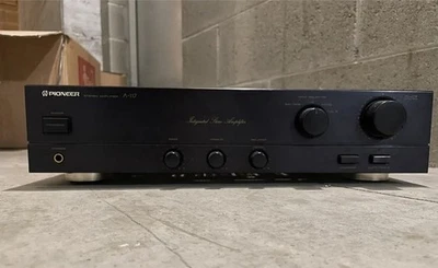 amplificatore hi fi Pioneer A-117 - Immagine 1 di 4