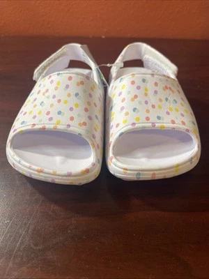 Cat & Jack | Wynne para niños pequeños | Toboganes sin cordones | Lunares blancos y Foto 1 de 4