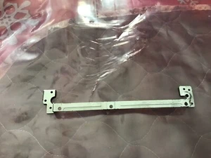 Dell Inspiron 15-3567 staffa alloggiamento in metallo Assy - Foto 1 di 2