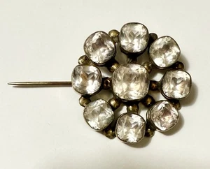 Antike georgianische Ära 9K Gold mit Messing Rücken Kissenschliff Paste Steine Runde Brosche - Bild 1 von 11