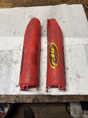 Protectores de horquilla Acerbis para Honda CR125R CR250R CR500R 1990-2003 y CRF450R 2002-2003 Foto 1 de 4