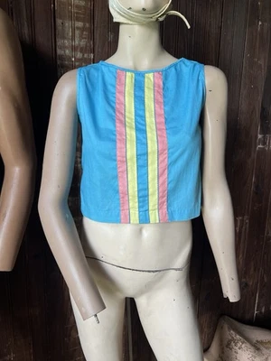 Camiseta corta sin mangas vintage años 60 Pascua colorida rosa amarilla a rayas jugar Foto 1 de 4