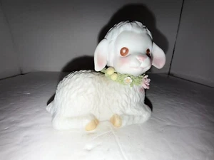 Vintage Ceramic Lamb Sheep Figurine 3" Japan Laying Sitting Green Grass Pink MCM - Picture 1 of 5