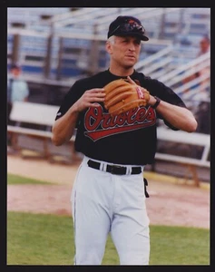 Cal Ripken Jr BALTIMORE ORIOLES UNSIGNED 8 x 10 ORIGINAL SNAPSHOT PHOTO #31 - Picture 1 of 1