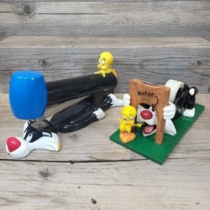 Looney Tunes Sylvester and Tweety Figurine Tape Dispenser & Stapler Statue - Picture 1 of 17