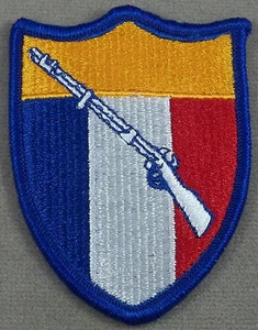 US Army Kentucky Guardia Nazionale Toppa bordo merlato a colori - Foto 1 di 1