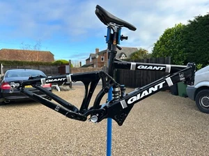 Giant Glory Team 26" - Small - Professionally Rebuilt - Downhill Bike Frame MTB - Picture 1 of 17