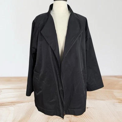 Chaqueta Eileen Fisher Negra con Cremallera Asimétrica Talla L Bolsillos Forrados de Vellón Lagenlook Foto 1 de 4