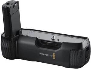 Blackmagic Design Lightweight Non Slip Battery Grip for Pocket Cinema Camera 4K - Picture 1 of 3