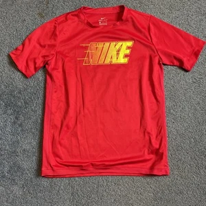 Nike Boys XL Red And Neon Green T-shirt - Picture 1 of 3