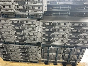 Lot of 48 Cisco B200 M5 Servers & 5 Chassis /W XEON GOLD / Platinum NO RAM / HDD - Picture 1 of 6