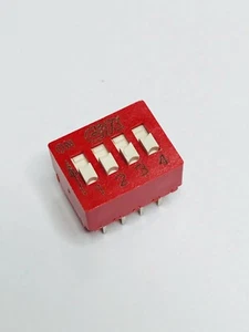10pcs di BD04 Slide DIP Switch OFF-ON SPST 0.1A 25VDC 4 diapositive estese 2.54mm - Foto 1 di 4