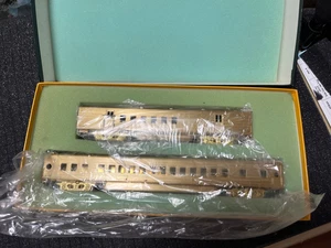 HO Brass Milwaukee Rd Hiawatha Coach and Mail Car Set Unpainted Set NPP KMT - Picture 1 of 12