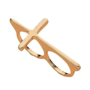 MIP- Anillo Cruz Dos Dedos Punk, Gótico, Emo Tono Dorado - Imagen 1 de 2