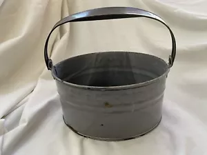 Antique Gray Graniteware Enamel Lunch Pail w/ Handle, Oval 9.5"x 6.5" x 5" Tall - Picture 1 of 9