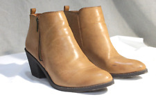 Soda Side Zip Tan Ankle Boot 2.5 Inch Block Heel Western Cowgirl Womens Size 7.5