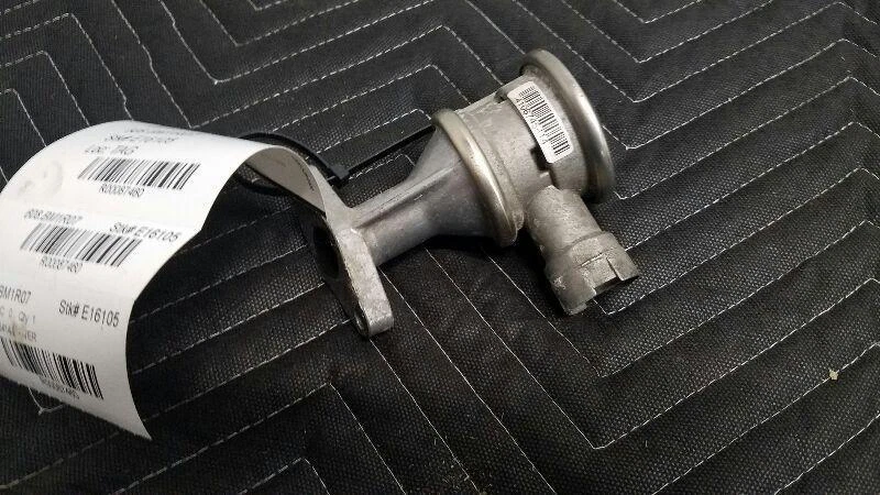 Válvula de escape BMW M6 2007 P/N 4106745414 Foto 1 de 4