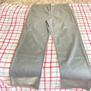 Woman’s Faux Leather Pants - Picture 1 of 5